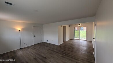 226 Sawmill Rd in Brick, NJ - Building Photo - Building Photo