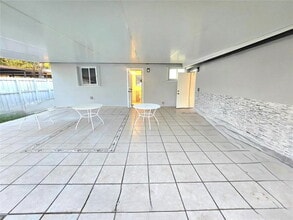 10317 SW 7th St in Miami, FL - Building Photo - Building Photo