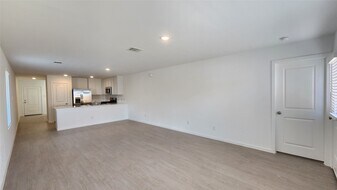 3064 Dawn Sound Dr in Park Row, TX - Building Photo