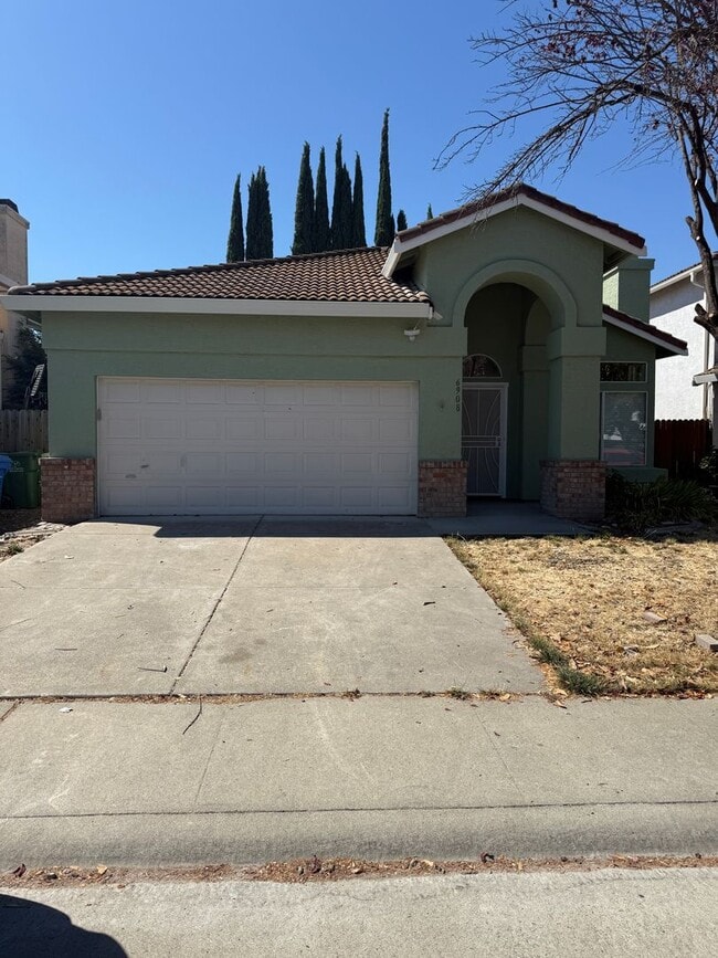 6908 Sandy Souza Way
