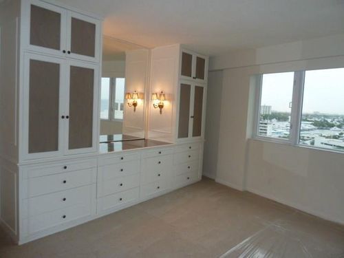 3000 Holiday Dr in Fort Lauderdale, FL - Building Photo