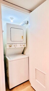 720 N Dixie Hwy photo'