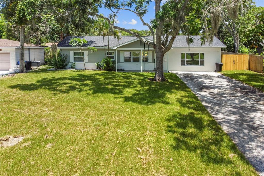 2221 Calexico Way S in St. Petersburg, FL - Building Photo