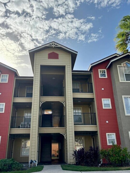 2206 Antigua Pl in Kissimmee, FL - Building Photo