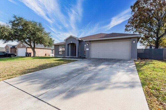 113 W Deer Horn Pass in Harker Heights, TX - Building Photo - Building Photo