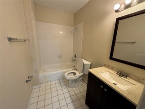 13216 Villa Vista Dr in Orlando, FL - Building Photo - Building Photo