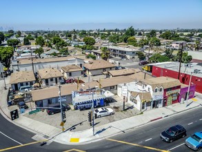 1501 Firestone Blvd in Los Angeles, CA - Building Photo - Building Photo