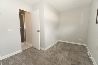 350 Home Ave in Itasca, IL - Building Photo - Building Photo