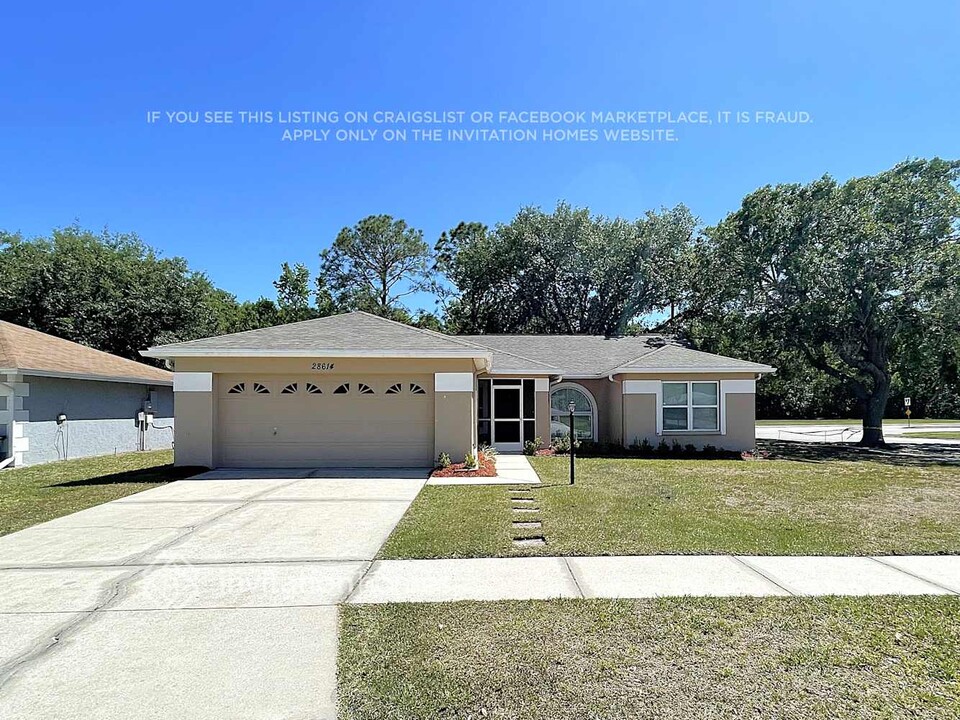 28614 Twinbrook Ln in Zephyrhills, FL - Building Photo