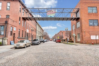 River District Lofts in Danville, VA - Foto de edificio - Building Photo