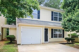 229 Lossie Ln in Mcdonough, GA - Building Photo - Building Photo