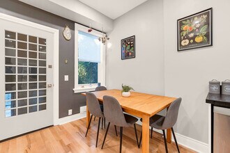 31 Granby St, Unit SI ID1403772P in Toronto, ON - Building Photo - Building Photo