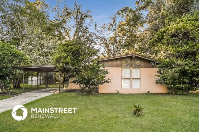 property at 2002 Constant Dr