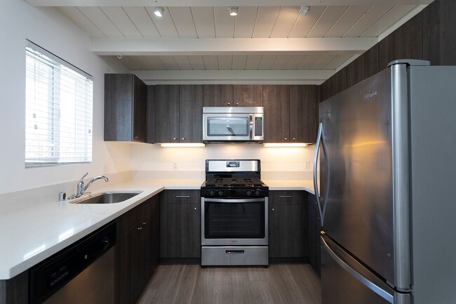 property at 5163 Long Branch Ave
