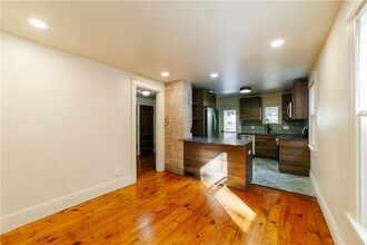 42 Shepard St in Rochester, NY - Foto de edificio - Building Photo