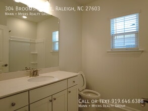 304 Broomside Ave in Garner, NC - Building Photo - Building Photo