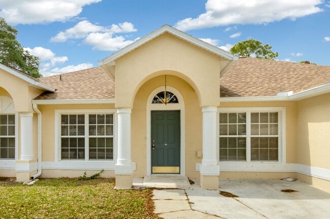 property at 163 Abello Rd SE