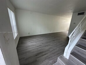 829 NW 46th Ave in Plantation, FL - Building Photo - Building Photo