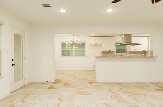 5807 Boyce Springs Dr in Houston, TX - Building Photo - Building Photo