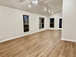 1314 N Colton Ave in Lubbock, TX - Building Photo - Building Photo