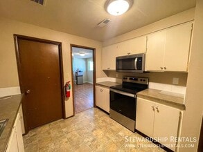 1793 Patterson Alley in Eugene, OR - Building Photo - Building Photo