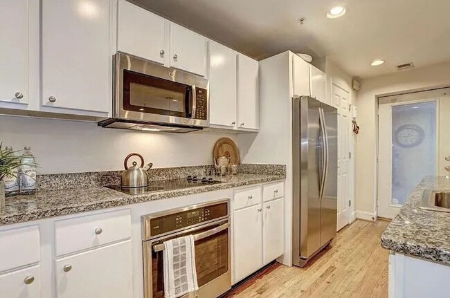 property at 2801 Connecticut Ave NW