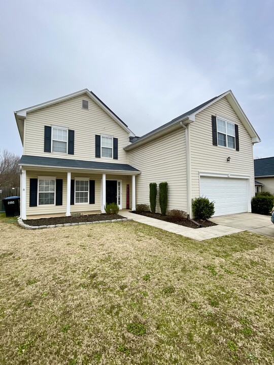 19 Hartwell Dr in Simpsonville, SC - Building Photo