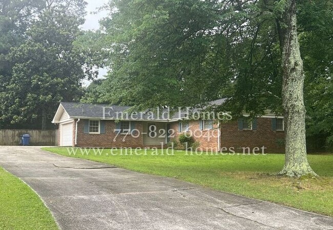 property at 3862 Imperial Dr