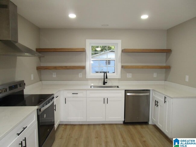 8929 Valley Brook Rd in Birmingham, AL - Building Photo - Building Photo