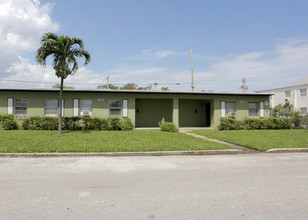 1129 NW 3rd St in Fort Lauderdale, FL - Building Photo - Building Photo