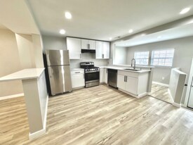 266 St Helena Ave in Dundalk, MD - Building Photo