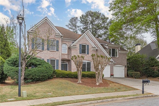 1683 Harlington Rd in Smyrna, GA - Foto de edificio - Building Photo
