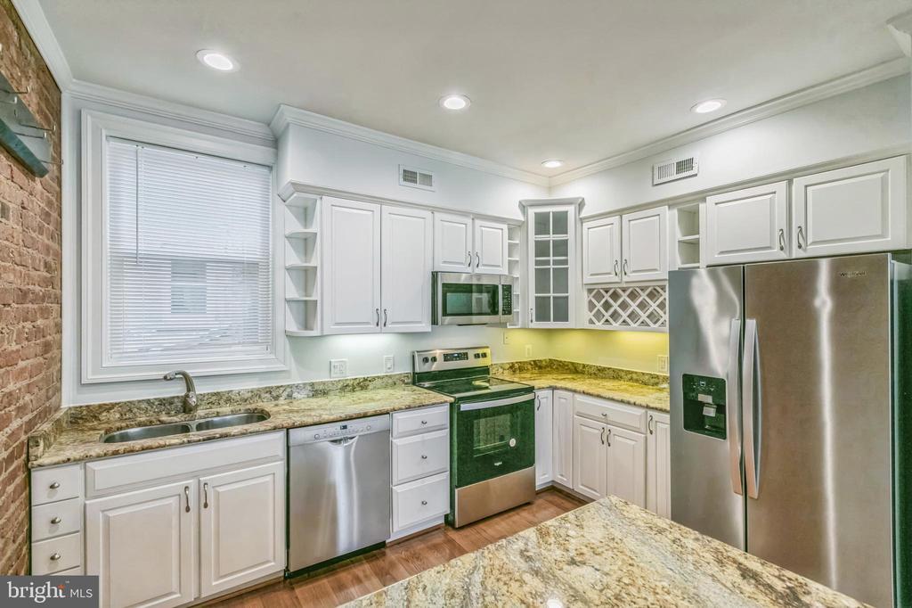 1757 Willard St NW in Washington, DC - Building Photo