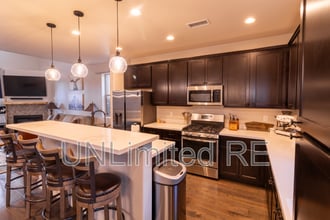 2465 W Pollo Cir in Flagstaff, AZ - Building Photo - Building Photo