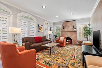 2406 Arbor St in Houston, TX - Building Photo - Building Photo