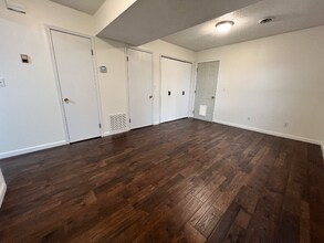 103 Warren St in Richland, MO - Foto de edificio - Building Photo