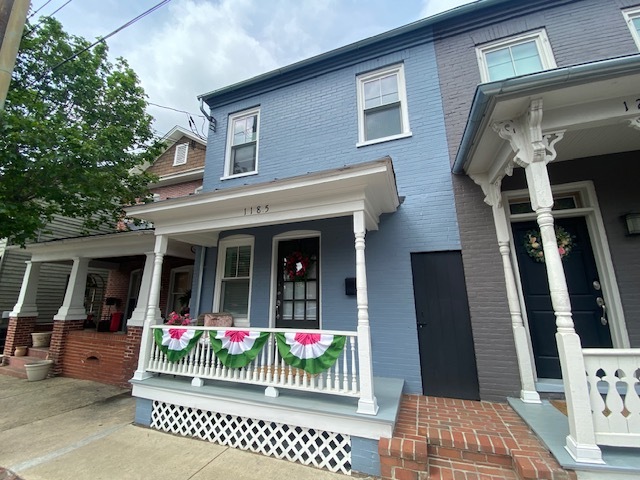 1 E Cork St in Winchester, VA - Building Photo - Building Photo