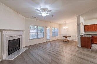 3941 Snipes Ct in Lilburn, GA - Building Photo - Building Photo