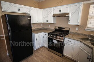 284 Sandy Hills Ln in El Paso, TX - Building Photo - Building Photo