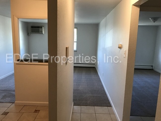8828 E Florida Ave-Unit -APT 203 in Denver, CO - Building Photo - Building Photo
