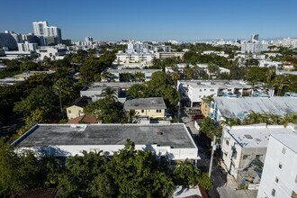 745-747 Lenox Ave in Miami Beach, FL - Foto de edificio - Building Photo