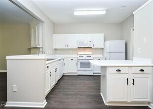 4645 Valais Ct in Alpharetta, GA - Building Photo - Building Photo