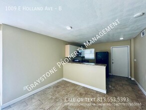 1009 E Holland Ave in Tampa, FL - Building Photo - Building Photo