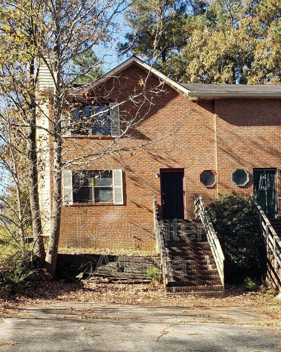 5483 Windwood Rd in Atlanta, GA - Building Photo