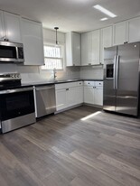 421 Elm Ave E in Delano, MN - Building Photo