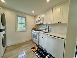 39 Pearl St in Patchogue, NY - Building Photo - Building Photo
