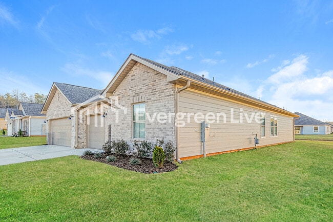 104 Chain Bridge Circle in Harvest, AL - Building Photo - Building Photo