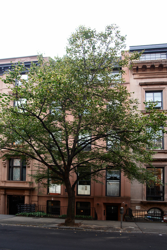128 Remsen St in Brooklyn, NY - Foto de edificio - Building Photo