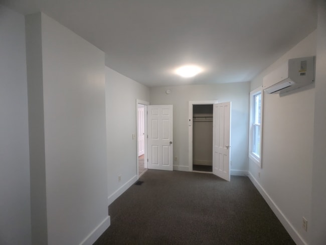 201 Division St, Unit 201 in Bennington, VT - Building Photo - Building Photo