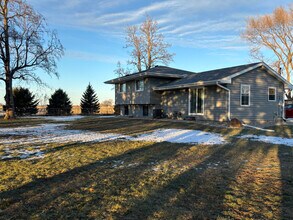 36 Northshore Dr in North Sioux City, SD - Building Photo - Building Photo